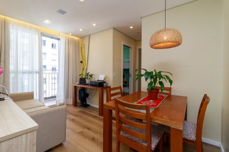Sala de apartamento para alugar com 2 quartos, 42m² em Santo Amaro, São Paulo