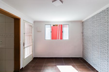 Casa para alugar com 2 quartos, 100m² em Parque Regina, São Paulo