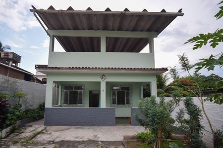 Casa para alugar com 210m², 3 quartos e 2 vagas Casa para alugar com 210m², 3 quartos e 2 vagasFachada