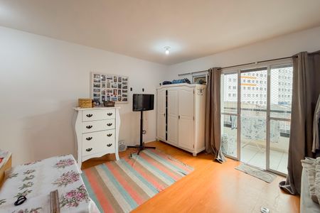 Apartamento para alugar com 39m², 1 quarto e sem vagaSala e Quarto