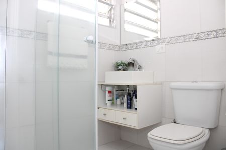 Apartamento à venda com 70m², 2 quartos e sem vagaBanheiro