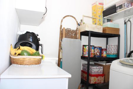 Apartamento à venda com 70m², 2 quartos e sem vagaDispensa 