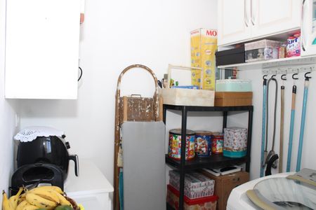 Apartamento à venda com 70m², 2 quartos e sem vagaDispensa