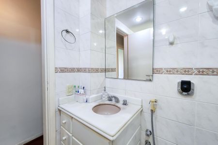 Apartamento à venda com 89m², 3 quartos e 1 vaga Apartamento à venda com 89m², 3 quartos e 1 vagaBanheiro 1