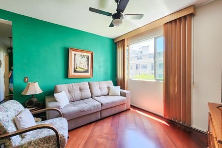 Apartamento à venda com 89m², 3 quartos e 1 vaga Apartamento à venda com 89m², 3 quartos e 1 vagaSala