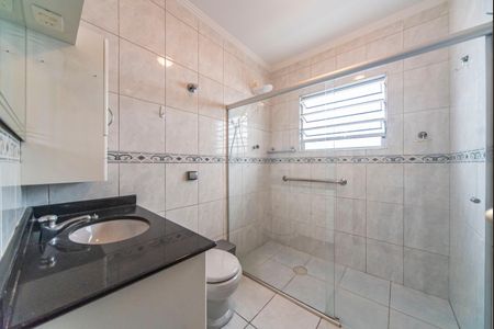 Casa à venda com 240m², 3 quartos e 2 vagasBanheiro