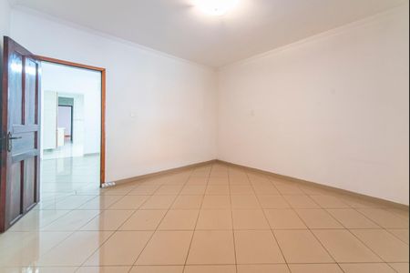 Casa à venda com 240m², 3 quartos e 2 vagasQuarto 1