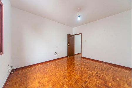 Casa à venda com 240m², 3 quartos e 2 vagasQuarto casa 2