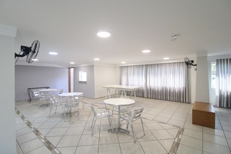 Apartamento para alugar com 52m², 2 quartos e 1 vagaSalão para festas