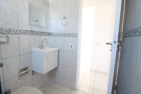 Banheiro de apartamento para alugar com 2 quartos, 52m² em Socorro, São Paulo