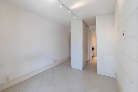 Apartamento para alugar com 1 quarto, 126m² em Jardim Europa, São Paulo