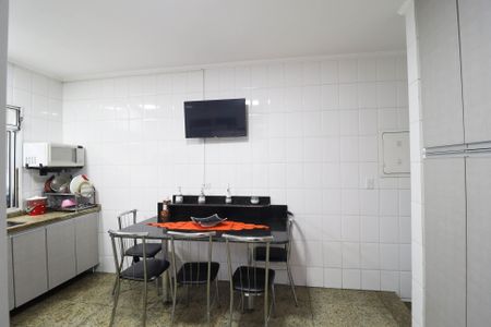 Casa para alugar com 180m², 3 quartos e 4 vagas