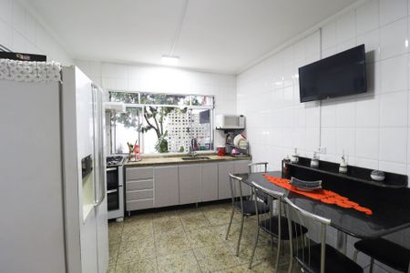 Casa para alugar com 180m², 3 quartos e 4 vagas