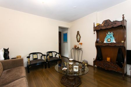 Apartamento à venda com 74m², 2 quartos e 1 vagaSala