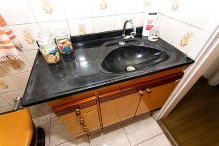 Apartamento à venda com 74m², 2 quartos e 1 vagaBanheiro