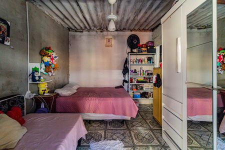 Casa à venda com 186m², 5 quartos e 3 vagas Casa à venda com 186m², 5 quartos e 3 vagasCasa 03 - Quarto