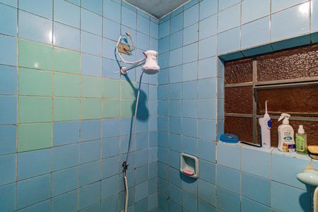 Casa à venda com 186m², 5 quartos e 3 vagas Casa à venda com 186m², 5 quartos e 3 vagasCasa 01 - Banheiro