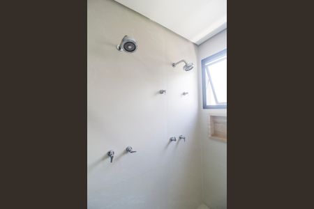 Casa de condomínio à venda com 387m², 4 quartos e 5 vagas Casa de condomínio à venda com 387m², 4 quartos e 5 vagasBanheiro da Suíte