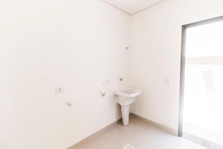 Casa de condomínio à venda com 387m², 4 quartos e 5 vagas Casa de condomínio à venda com 387m², 4 quartos e 5 vagasÁrea de Serviço