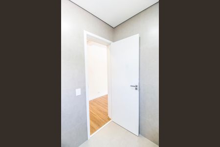 Casa de condomínio à venda com 387m², 4 quartos e 5 vagas Casa de condomínio à venda com 387m², 4 quartos e 5 vagasBanheiro da Suíte