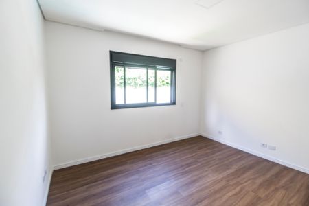 Casa de condomínio à venda com 387m², 4 quartos e 5 vagas Casa de condomínio à venda com 387m², 4 quartos e 5 vagasSuíte 2