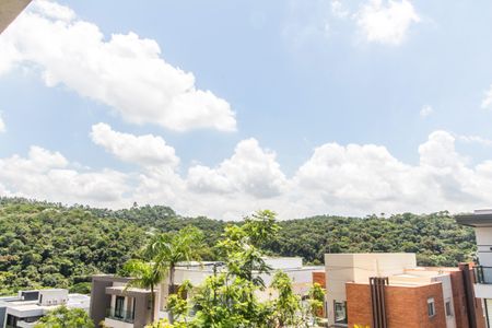 Casa de condomínio à venda com 387m², 4 quartos e 5 vagas Casa de condomínio à venda com 387m², 4 quartos e 5 vagasVista da Suíte