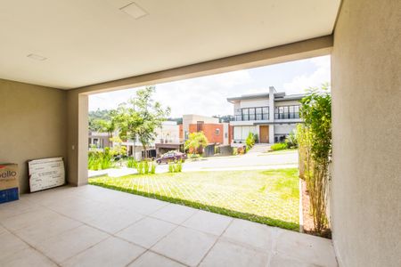 Casa de condomínio à venda com 387m², 4 quartos e 5 vagas Casa de condomínio à venda com 387m², 4 quartos e 5 vagasGaragem