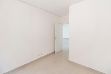 Casa de condomínio à venda com 387m², 4 quartos e 5 vagas Casa de condomínio à venda com 387m², 4 quartos e 5 vagasEscritório