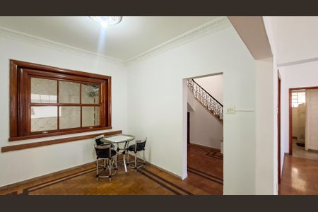 Casa para alugar com 5 quartos, 280m² em Carmo, Belo Horizonte