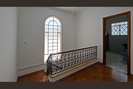 Casa para alugar com 280m², 5 quartos e 2 vagas