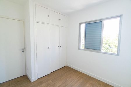 Apartamento para alugar com 98m², 3 quartos e 2 vagasQuarto 2