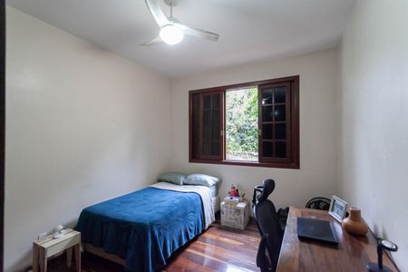 Casa à venda com 1000m², 4 quartos e 8 vagas Casa à venda com 1000m², 4 quartos e 8 vagasQuarto 3