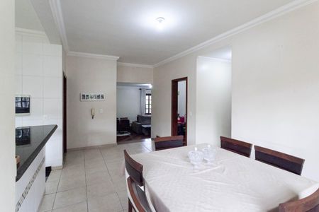Casa à venda com 1000m², 4 quartos e 8 vagas Casa à venda com 1000m², 4 quartos e 8 vagasCopa