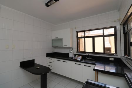 Casa para alugar com 100m², 3 quartos e 3 vagasCozinha
