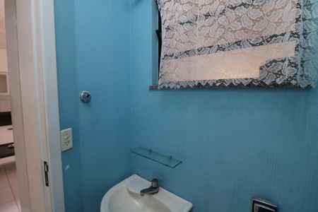 Lavabo de casa para alugar com 3 quartos, 100m² em Vila Zelina, São Paulo