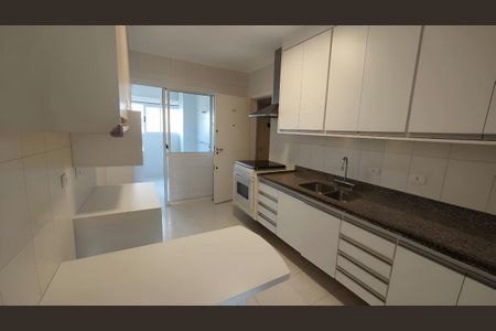 Apartamento para alugar com 4 quartos, 120m² em Pinheiros, São Paulo