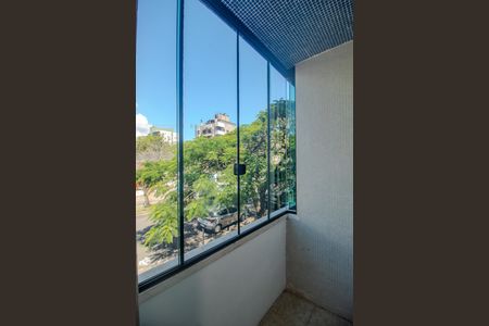 Apartamento à venda com 83m², 2 quartos e 1 vagaVaranda
