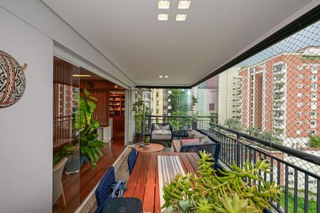 Varanda de apartamento à venda com 4 quartos, 205m² em Paraíso do Morumbi, São Paulo