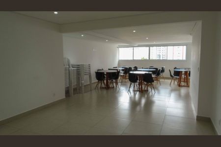 Apartamento para alugar com 37m², 1 quarto e 1 vaga Apartamento para alugar com 37m², 1 quarto e 1 vagaÁrea comum - Salão de festas