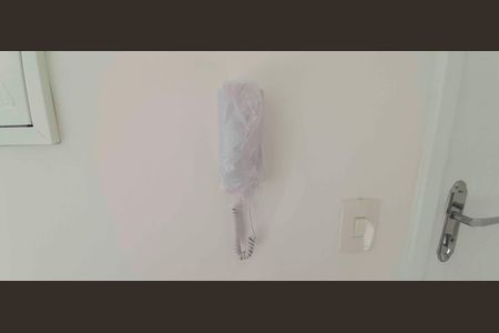 Apartamento para alugar com 37m², 1 quarto e 1 vaga Apartamento para alugar com 37m², 1 quarto e 1 vagaInterfone