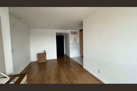 Sala de apartamento para alugar com 2 quartos, 77m² em Recreio dos Bandeirantes, Rio de Janeiro