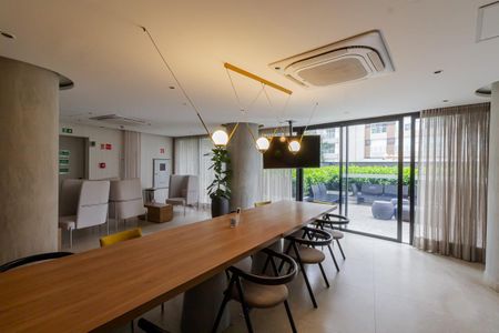 Apartamento à venda com 34m², 1 quarto e 1 vaga Apartamento à venda com 34m², 1 quarto e 1 vagaÁrea comum - Salão de festas