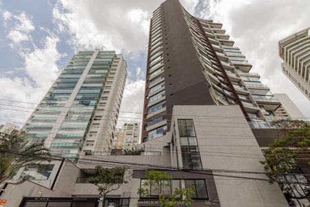 Apartamento à venda com 34m², 1 quarto e 1 vaga Apartamento à venda com 34m², 1 quarto e 1 vagaFachada