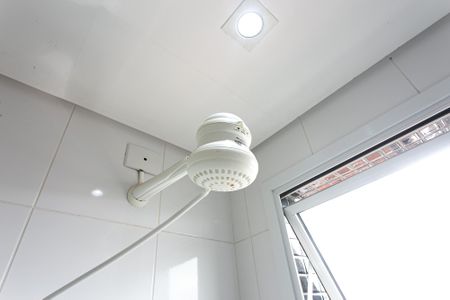 Apartamento para alugar com 50m², 2 quartos e sem vaga Apartamento para alugar com 50m², 2 quartos e sem vagaBanheiro - Chuveiro