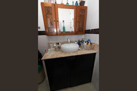 Casa para alugar com 150m², 3 quartos e 2 vagas Casa para alugar com 150m², 3 quartos e 2 vagasBanheiro Social