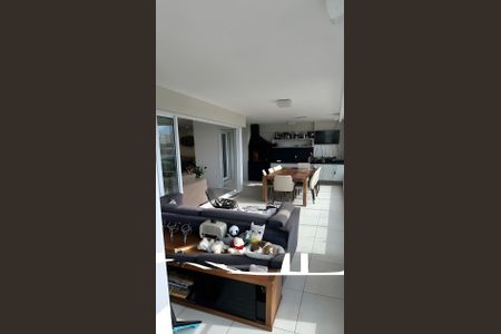 Apartamento para alugar com 7 quartos, 240m² em Água Branca, São Paulo