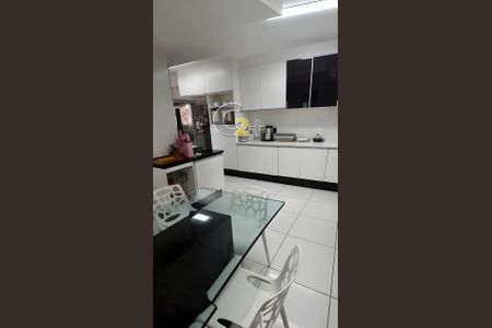 Apartamento para alugar com 7 quartos, 240m² em Água Branca, São Paulo