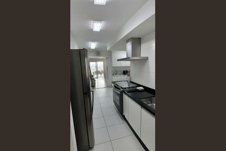 Apartamento para alugar com 7 quartos, 240m² em Água Branca, São Paulo