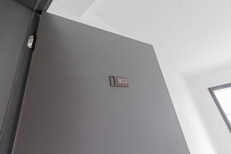 Porta de apartamento à venda com 1 quarto, 42m² em Indianópolis, São Paulo