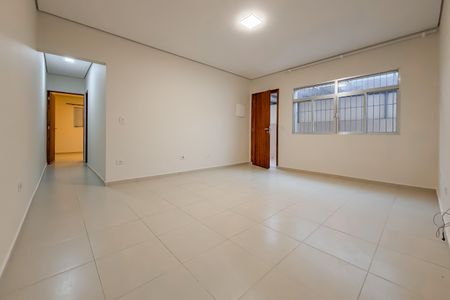 Casa para alugar com 70m², 2 quartos e 2 vagas Casa para alugar com 70m², 2 quartos e 2 vagasSala